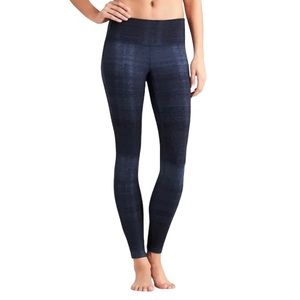 Athleta Icy Chaturanga Mid Rise Deep Indigo Blue Athletic Yoga Leggings